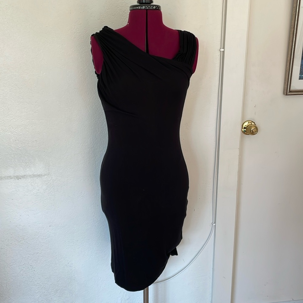 Calvin Klein stretch black dress, elegant and comfortable